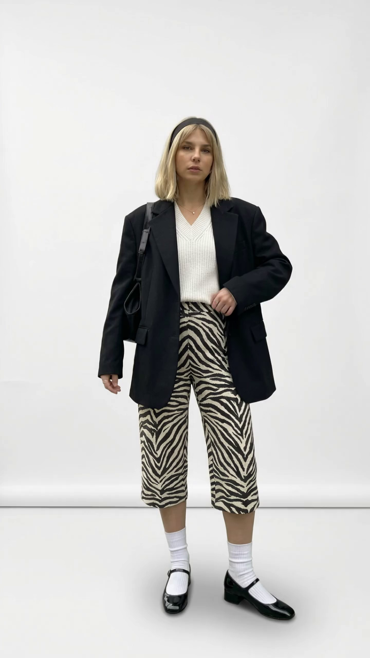 Star Confetti Studio Portrait Video